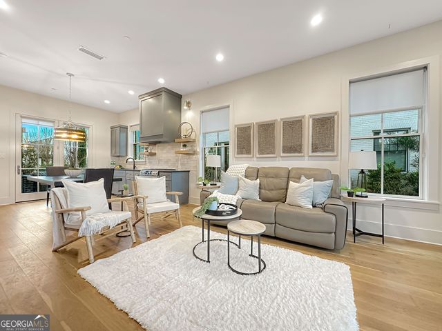 130 Glasgow Lane, Fayetteville, GA 30214