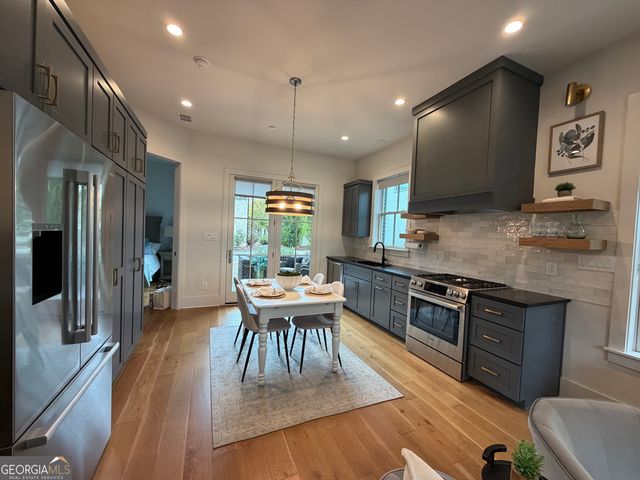 130 Glasgow Lane, Fayetteville, GA 30214