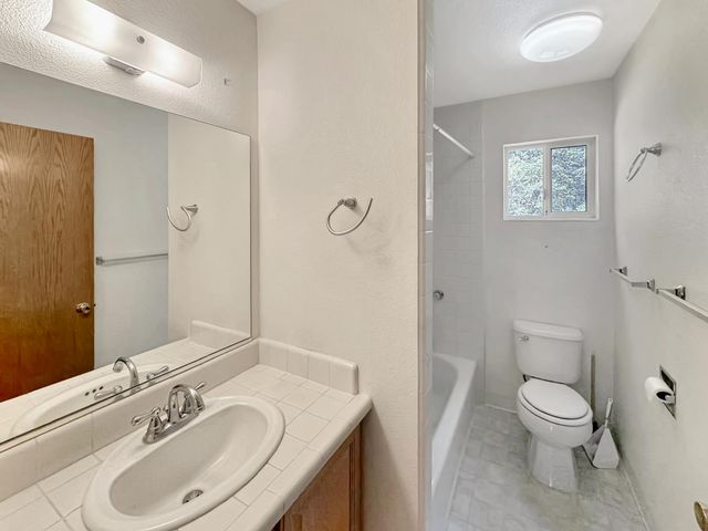 14026 Climbing Way, Nevada City, CA 95959