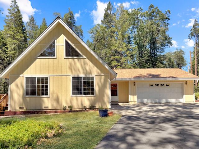 14026 Climbing Way, Nevada City, CA 95959