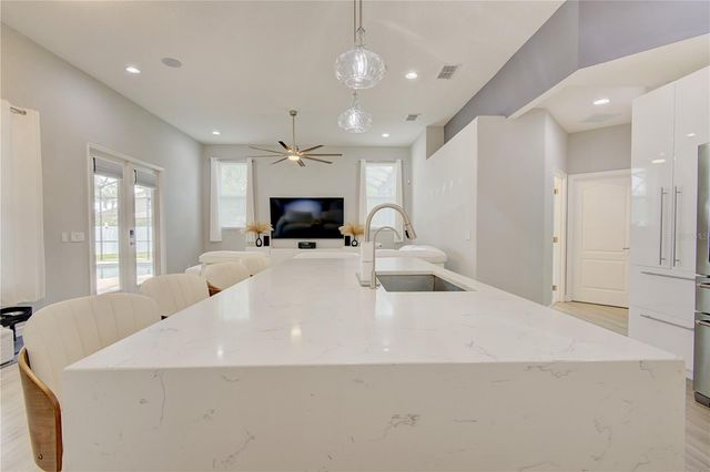 2407 FOLIAGE OAK TERRACE, Oviedo, FL 32766