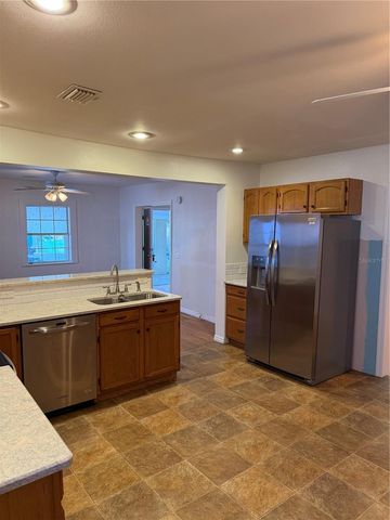 53 W PARK STREET, Tarpon Springs, FL 34689