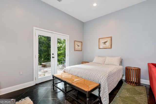 6319 Lakeview Drive, Buford, GA 30518