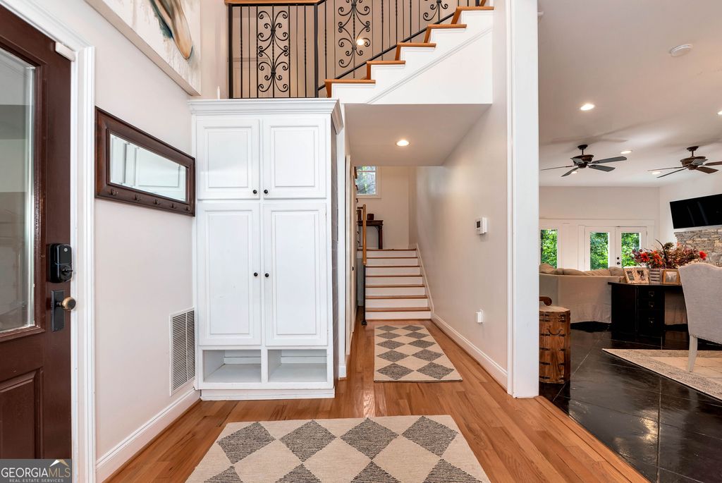 6319 Lakeview Drive, Buford, GA 30518 — photo 2