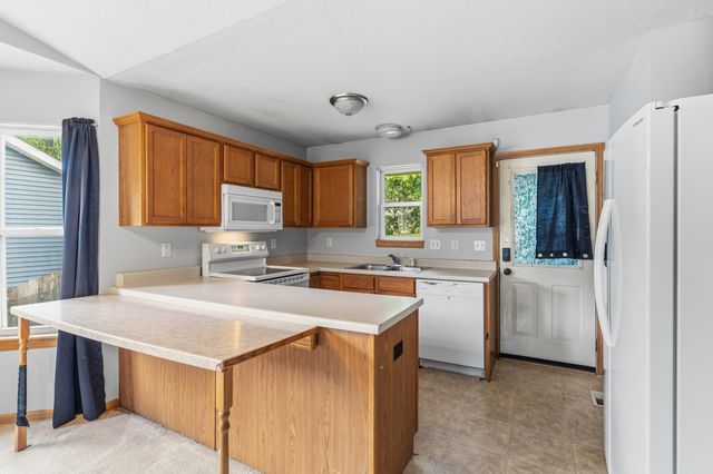 2608 Maury Street, Des Moines, IA 50317