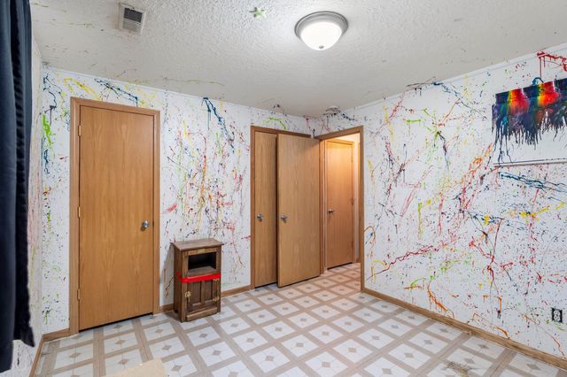 2608 Maury Street, Des Moines, IA 50317