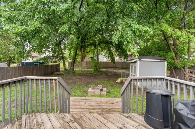 2608 Maury Street, Des Moines, IA 50317