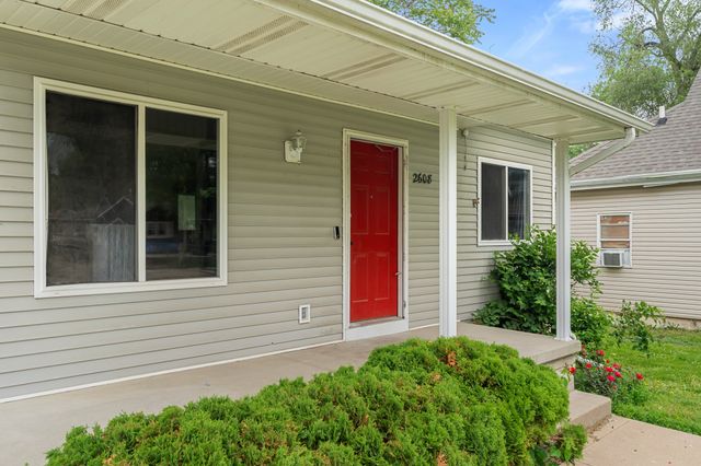 2608 Maury Street, Des Moines, IA 50317
