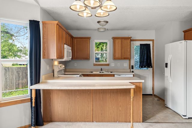 2608 Maury Street, Des Moines, IA 50317