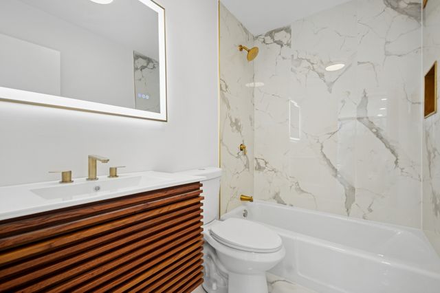 5445 N Sheridan Road 612, Chicago, IL 60640