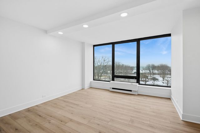 5445 N Sheridan Road 612, Chicago, IL 60640