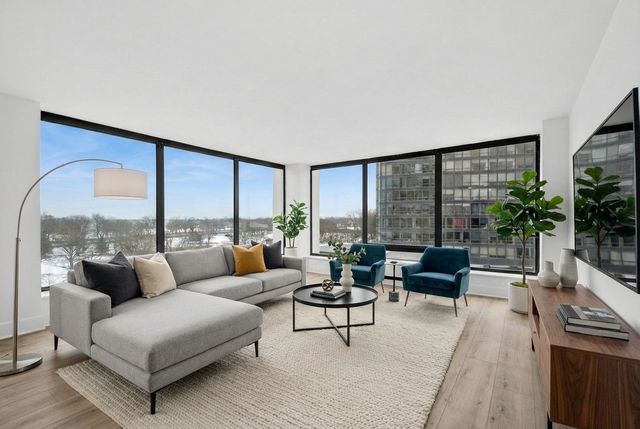 5445 N Sheridan Road 612, Chicago, IL 60640