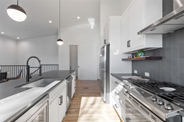 2120 Lovedale Avenue 103, Dallas, TX 75235