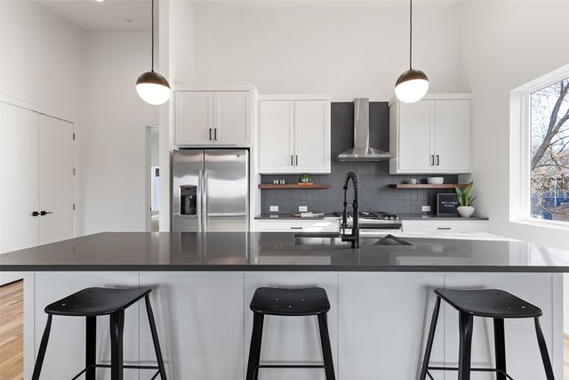 2120 Lovedale Avenue 103, Dallas, TX 75235