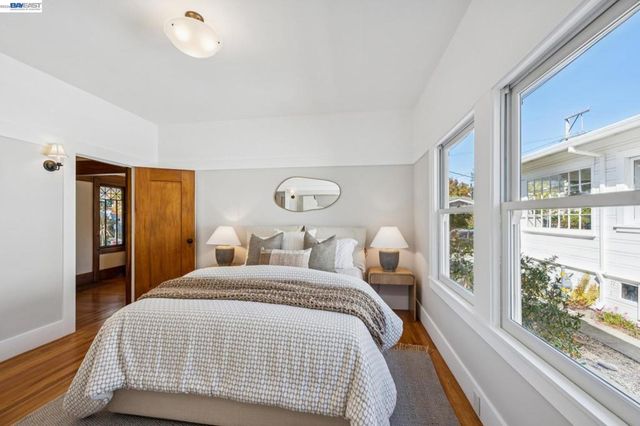 1621 Wellington St, Oakland, CA 94602