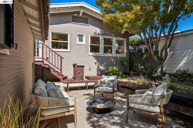 1621 Wellington St, Oakland, CA 94602