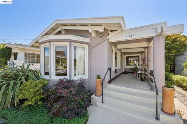 1621 Wellington St, Oakland, CA 94602