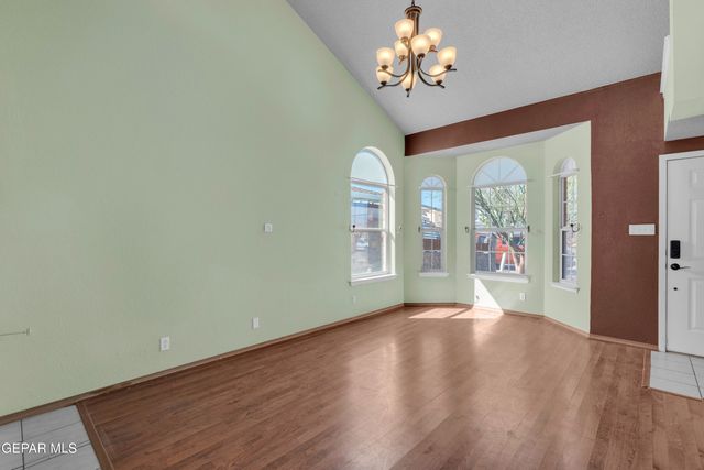 3316 BROKEN BOW Street, El Paso, TX 79936