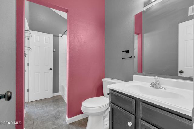 3316 BROKEN BOW Street, El Paso, TX 79936