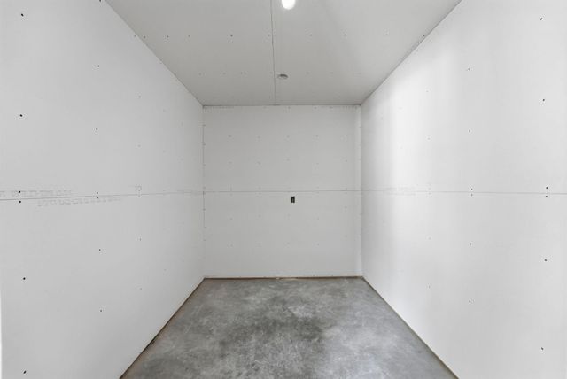 7215 Emerald Drive NE, Alexandria, MN 56308