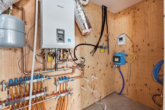 7215 Emerald Drive NE, Alexandria, MN 56308