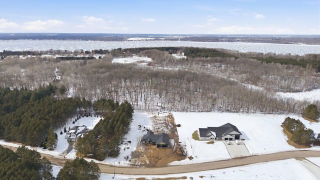 7215 Emerald Drive NE, Alexandria, MN 56308