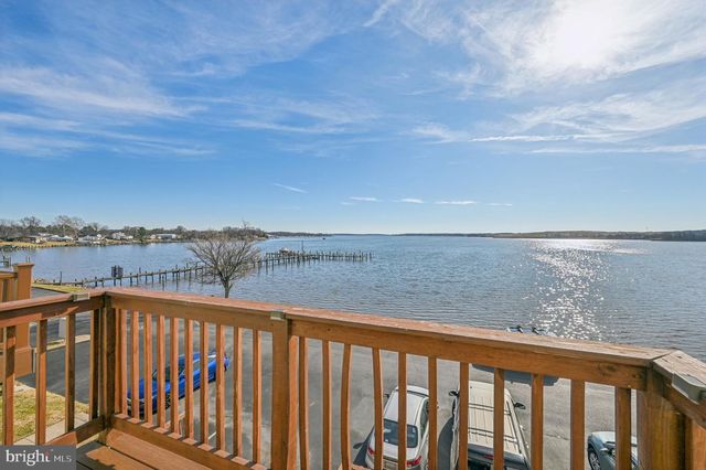 120 VILLA CAPRI CIR, Essex, MD 21221