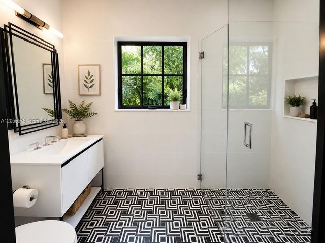 1213 Aguila Ave, Coral Gables, FL 33134