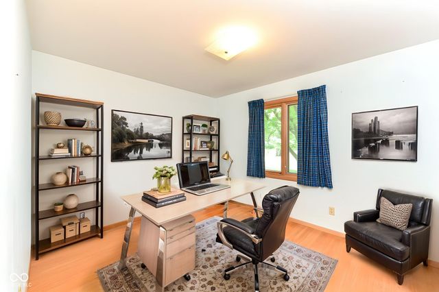 8836 Westminster Court, Indianapolis, IN 46256