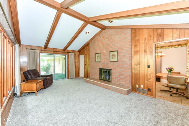 8836 Westminster Court, Indianapolis, IN 46256