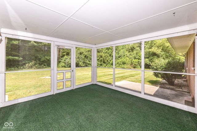 8836 Westminster Court, Indianapolis, IN 46256