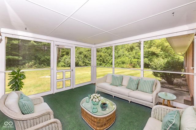 8836 Westminster Court, Indianapolis, IN 46256