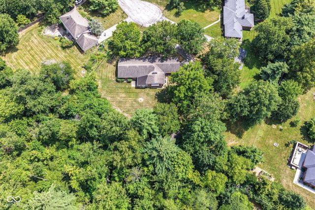 8836 Westminster Court, Indianapolis, IN 46256