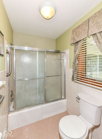 8836 Westminster Court, Indianapolis, IN 46256