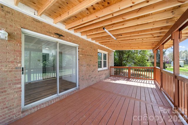 2517 Gumwood Court, Matthews, NC 28105