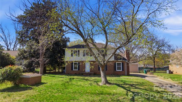 2517 Gumwood Court, Matthews, NC 28105