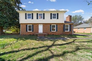 2517 Gumwood Court, Matthews, NC 28105