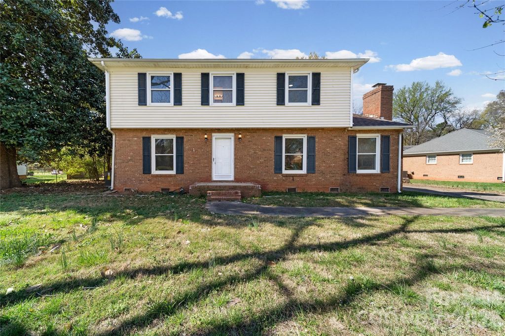 2517 Gumwood Court, Matthews, NC 28105