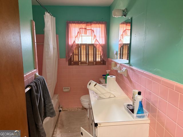 2743 Pine Hill Drive NW, Kennesaw, GA 30144