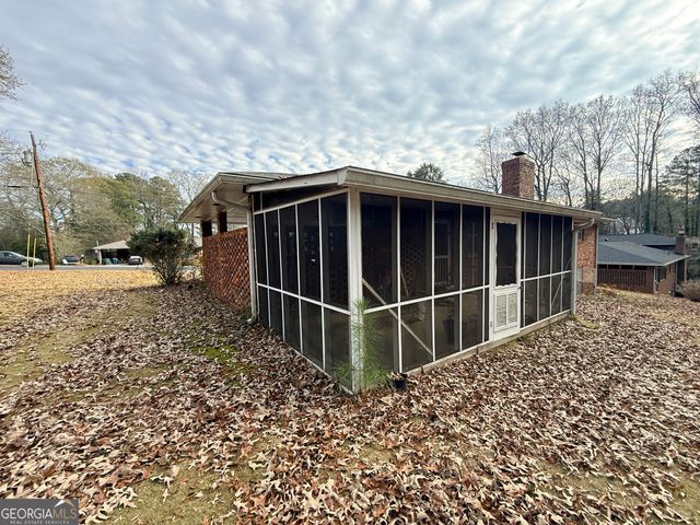 2743 Pine Hill Drive NW, Kennesaw, GA 30144