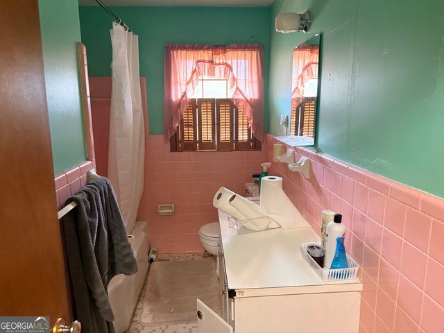 2743 Pine Hill Drive NW, Kennesaw, GA 30144