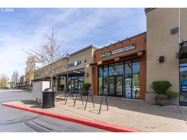 15270 Sw SPARROW Loop 103, Beaverton, OR 97007