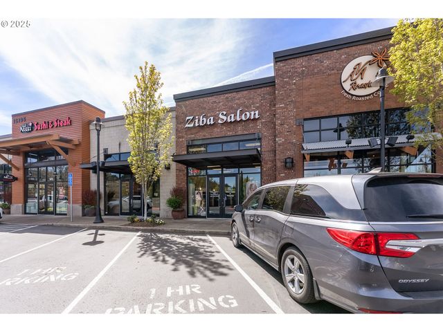 15270 Sw SPARROW Loop 103, Beaverton, OR 97007