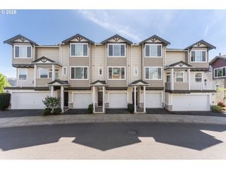 15270 Sw SPARROW Loop 103, Beaverton, OR 97007