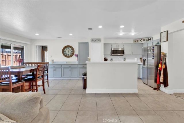 11953 Cove Court, Adelanto, CA 92301
