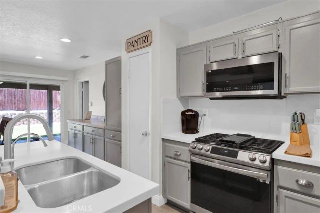 11953 Cove Court, Adelanto, CA 92301