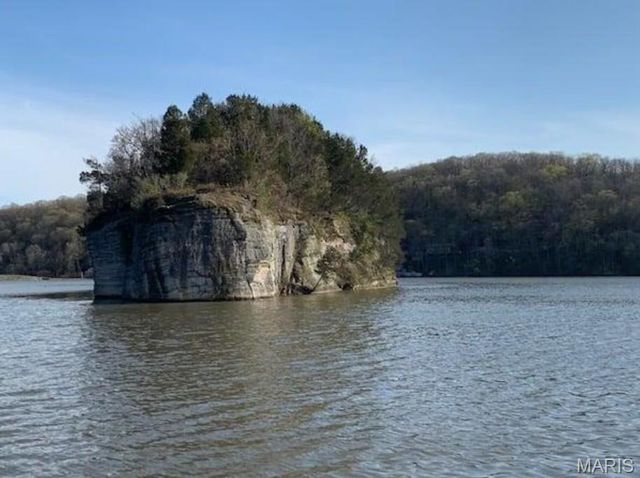 112 Rocky Ridge Drive, New Florence, MO 63363