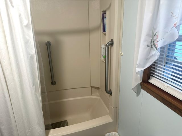 141 Lancaster Rd Trlr 14, Gorham, NH 03581