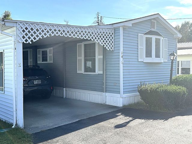 141 Lancaster Rd Trlr 14, Gorham, NH 03581