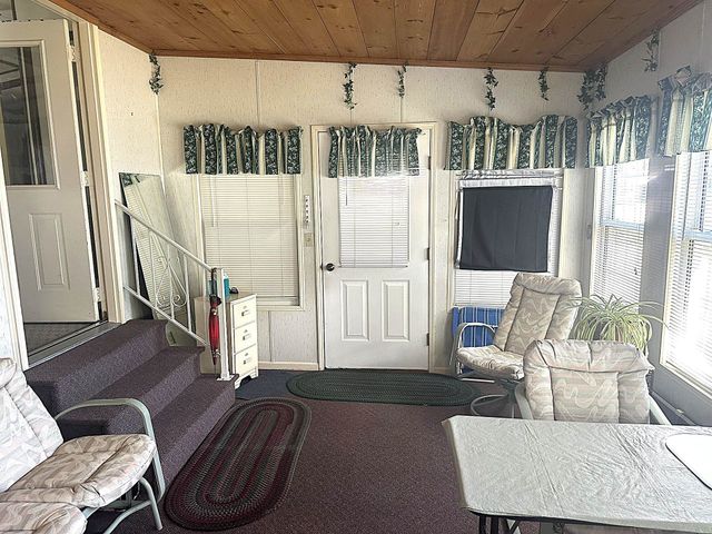 141 Lancaster Rd Trlr 14, Gorham, NH 03581